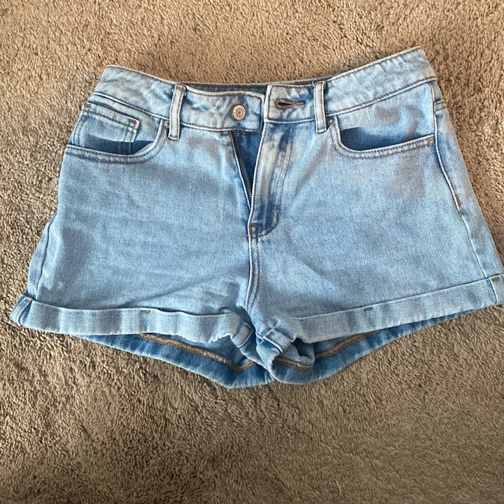 PacSun mom jean shorts, Size 25